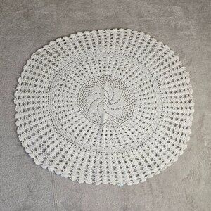 Vintage Hand Crocheted Oval Doily Boho Cottagecore Lace Table Mat Boho Romantic